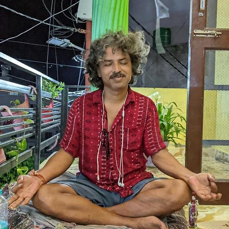 Tebaar Backpackers Hostel Rishikesh Bagian luar foto