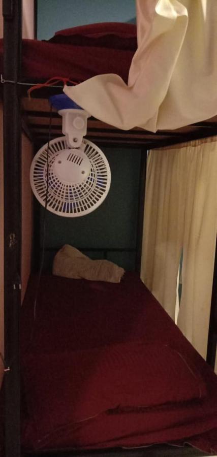 Tebaar Backpackers Hostel Rishikesh Bagian luar foto